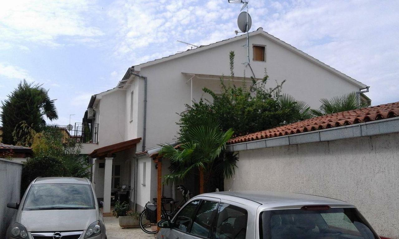 Apartment Jozefina Porec Bagian luar foto